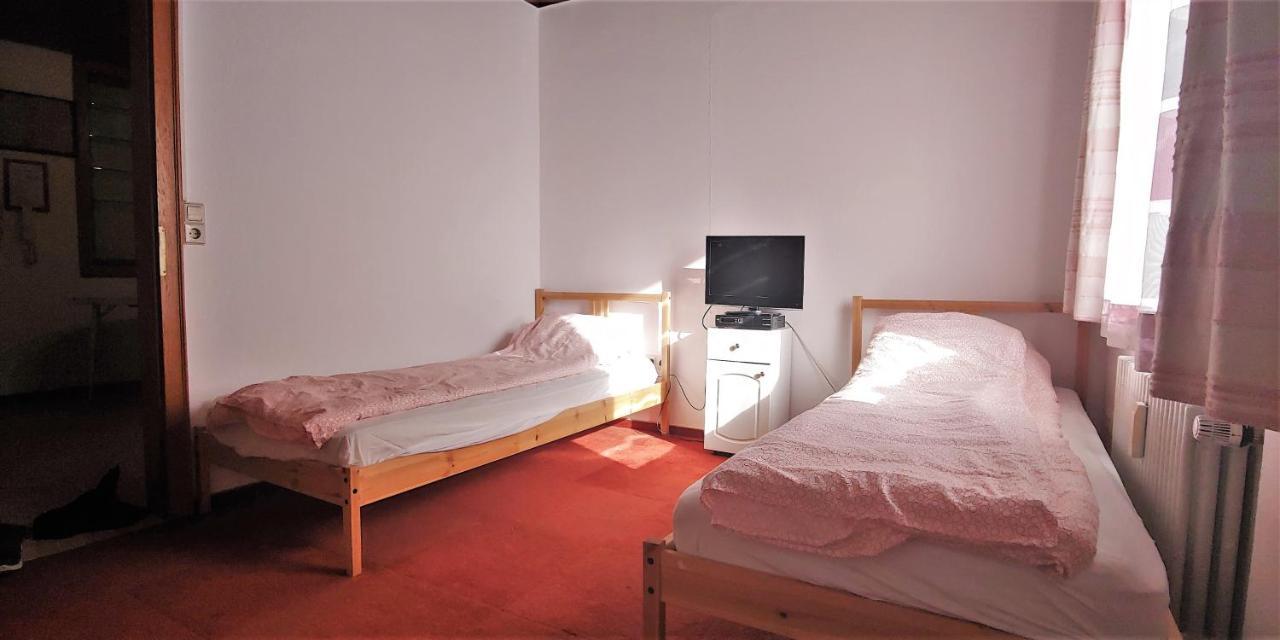 Grosse Wohnung Im Odenwald 1 Шенау Екстер'єр фото