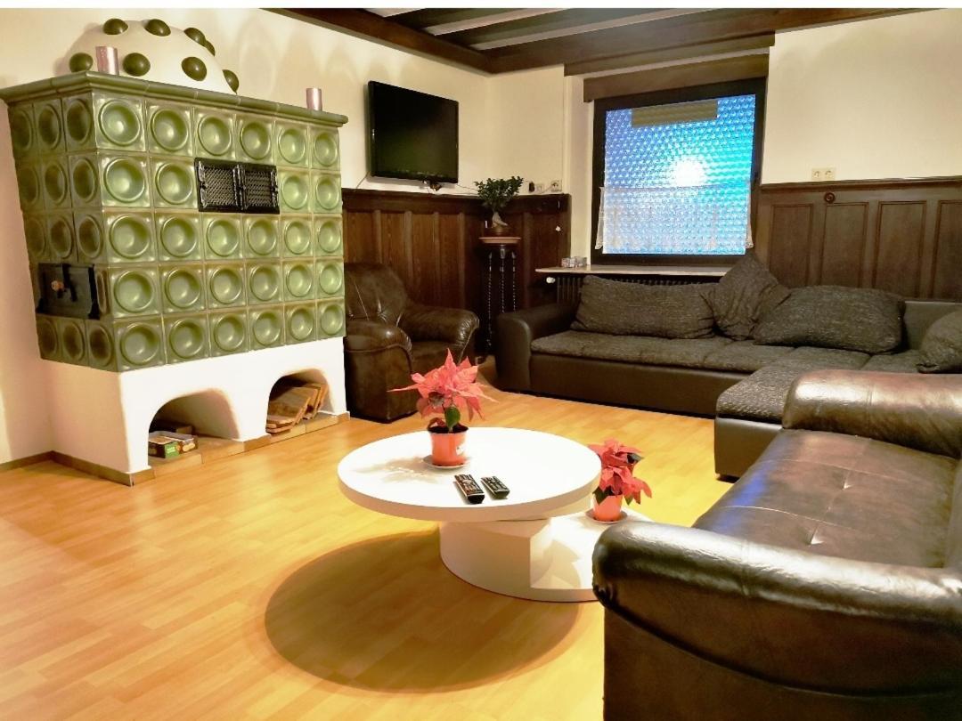 Grosse Wohnung Im Odenwald 1 Шенау Екстер'єр фото